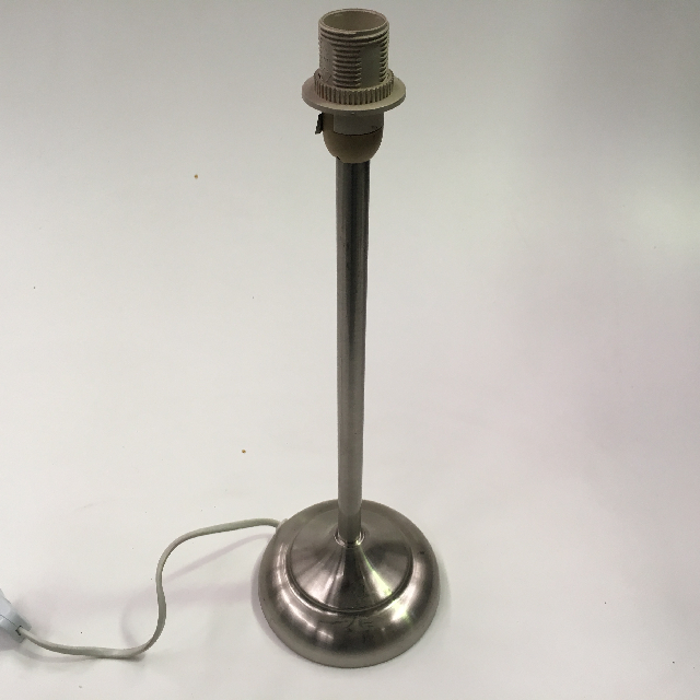 LAMP, Base (Table) - Contemp Silver w Ridged Round Base, 30cmH